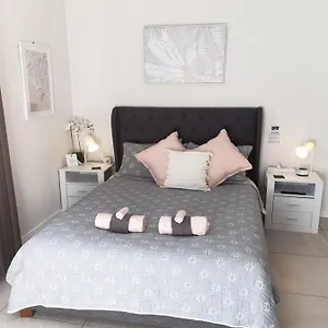 On Regent Homestay Caloundra