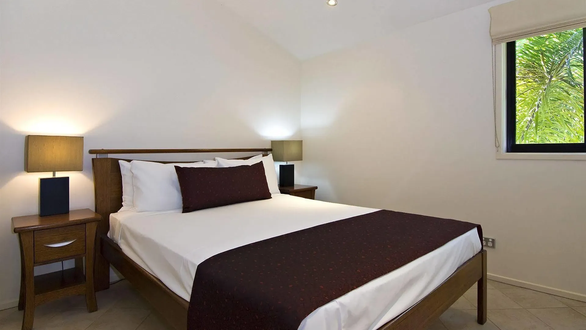 Saltwater Luxury Apartments Port Douglas Aparthotel